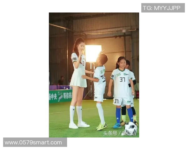 喜欢的足球明星头像女生展示个性与热情的完美结合